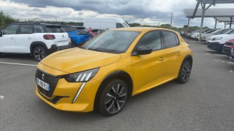 Photo Peugeot 208 PureTech 100 S&amp;S EAT8 - GT Line