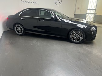 Photo Mercedes Classe E Classe E 220 d 194ch AMG Line 9G-Tronic
