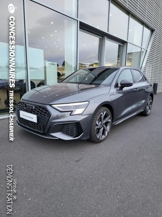 Photo Audi A3 sportback 40 TFSIe 204 S tronic 6 S line