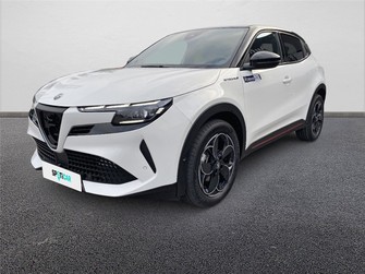 Photo Alfa-Romeo Junior ELECTRIQUE ELETTRICA 156 CH Speciale
