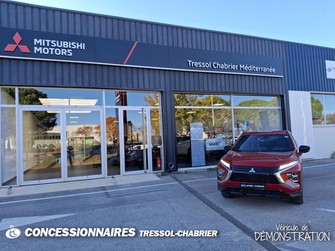 Photo Mitsubishi Eclipse Cross Cross MY23 2.4 MIVEC PHEV Twin Motor 4WD BLACK Collection