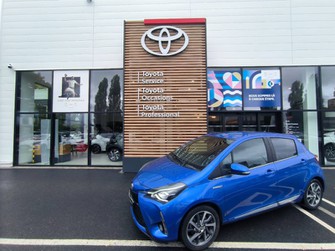 Photo Toyota Yaris 100h Chic 5p