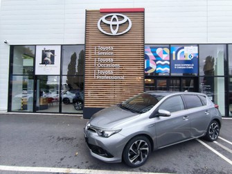 Photo Toyota Auris HSD 136h Design Business RC18