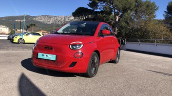 Photo Fiat 500 500e MY22 SERIE 1 STEP Cabriolet 500C e 95 ch (RED)