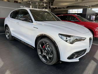 Photo Alfa-Romeo Stelvio 2.2 210 ch Q4 AT8 Competizione 5p