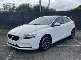 Photo Volvo V40 T2 122ch Momentum Geartronic