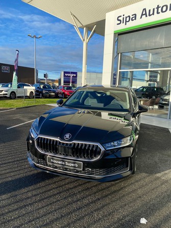 Photo Skoda Superb COMBI Superb Combi 1.5 TSI 204 ch Hybride Rechargeable PHEV DSG6