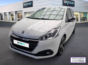 Photo Peugeot 208 1.2 PureTech 110ch S&S EAT6 GT Line