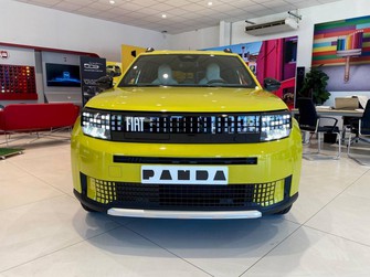Photo Fiat Panda GRANDE ELECTRIQUE e 83ch La Prima 5p