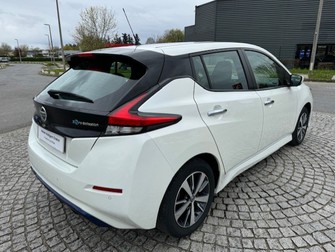 Photo Nissan Leaf 2021 Electrique 40kWh Acenta