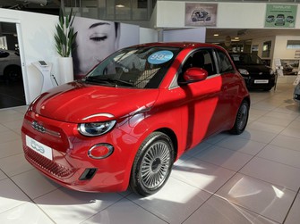 Photo Fiat 500 III 3+1 e 95 ch Nouvelle 4p