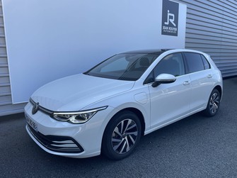 Photo Volkswagen Golf 8 GOLF A8 EHYBRID 204 CH DSG6 STYLE