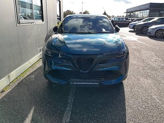 Photo Alfa-Romeo Junior ELECTRIQUE Elettrica 156 ch Speciale 5p