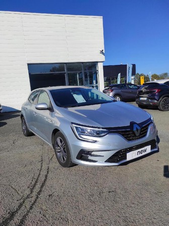 Photo Renault Megane IV BERLINE Mégane IV Berline TCe 140 EDC FAP - 21N