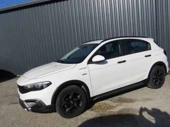 Photo Fiat Tipo CROSS 5 PORTES MY22 1.5 Firefly Turbo 130 ch S&S DCT7 Hybrid Pack