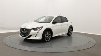 Photo Peugeot 208 ELECTRIQUE 50 kWh 136ch GT
