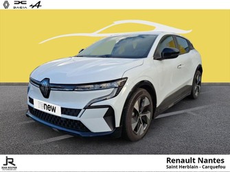 Photo Renault Megane E-Tech Electric 130ch Equilibre autonomie urbaine AC7
