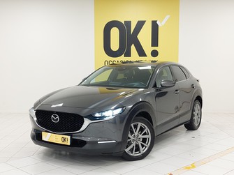 Photo Mazda CX-30 Exclusive 2.0 179 4x4 BVA6 Full leds GPS Carplay C