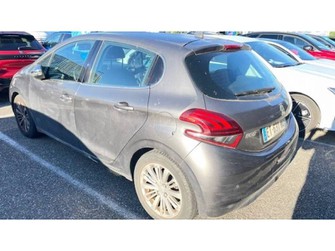 Photo Peugeot 208 1.2 PureTech 110ch S&S EAT6 Allure