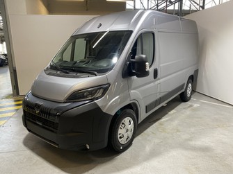 Photo Peugeot Boxer Fg L2H2 3.5 140ch S&S Pack Premium Connect BVA8 36 000€ht