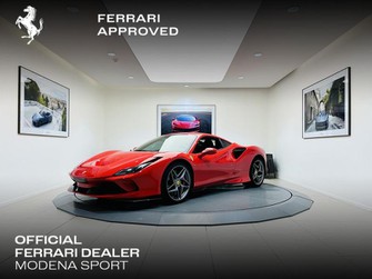 Photo Ferrari  V8 720CV