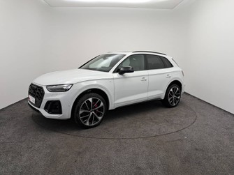 Photo Audi Q5 Q5 50 TFSIe 299 S tronic 7 Quattro