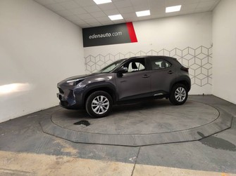 Photo Toyota Yaris Cross Hybride 116h 2WD Dynamic Business + Programme Beyond Zero Academy