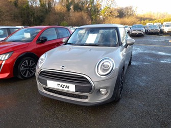 Photo Mini Mini HATCH 3 PORTES F56 LCI Hatch 3 Portes One 102 ch BVA7