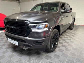 Photo Dodge  1500 CREW CAB 3.0 V6 EcoDiesel Laramie Night Edition