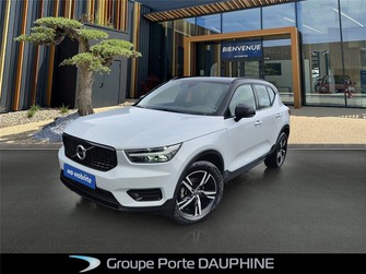 Photo Volvo XC40 T3 163 CH GEARTRONIC 8 R-Design