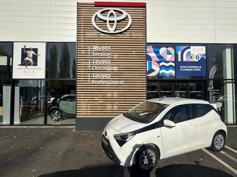 Photo Toyota Aygo 1.0 VVT-i 72ch x-play x-shift 5p MY20