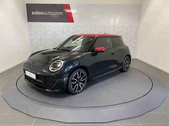 Photo Mini Mini Cooper Electric SE 218 ch Finition JCW + Pack XL + Peinture metallisee