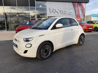 Photo Fiat 500 III 3+1 e 118 ch Icône 4p
