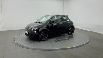 Photo Fiat 500 500e MY22 SERIE 1 STEP 2 Berline e 118 ch La Prima by Bocelli