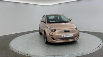 Photo Fiat 500 500e MY22 SERIE 1 STEP 2 Berline e 95 ch Icône