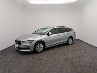 Photo Skoda Superb COMBI Superb Combi 2.0 TDI 150 ch SCR DSG7