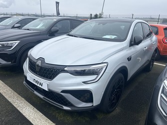 Photo Renault Arkana Arkana E-Tech 145 - 23