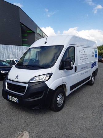 Photo Peugeot Boxer FOURGON BOXER TOLE 330 L2H2 BLUEHDI 120 S&S