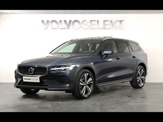 Photo Volvo V60 Cross Country B4 197ch AWD Cross Country Pro Geartronic 8