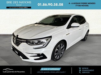 Photo Renault Megane IV BERLINE TCe 140 FAP Intens