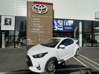 Photo Toyota Yaris 116h Dynamic Business 5p + Programme Beyond Zero Academy MY22