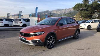 Photo Fiat Tipo CROSS 5 PORTES 1.0 Firefly Turbo 100 ch S&S Plus