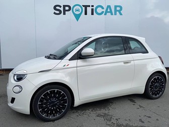 Photo Fiat 500 III 3+1 e 118 ch Nouvelle 4p