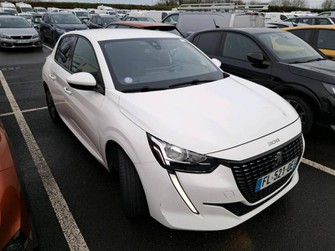 Photo Peugeot 208 PureTech 100 S&S EAT8 Allure Business