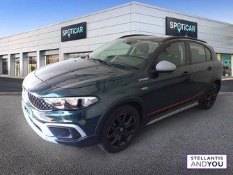 Photo Fiat Tipo Cross 5 Portes 1.5 Firefly Turbo 130 ch S&S DCT7 Hybrid GARMIN