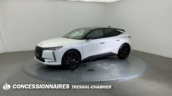 Photo DS 4 Hybride E-Tense 225 EAT8 Performance Line+