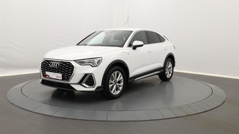 Photo Audi Q3 Sportback 45 TFSIe 245 ch S tronic 6 S line