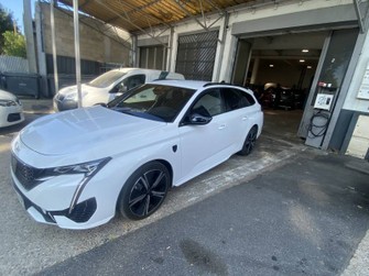 Photo Peugeot 308 SW PHEV 225 e-EAT8 GT