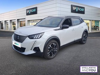 Photo Peugeot 2008 Electrique 136 ch GT