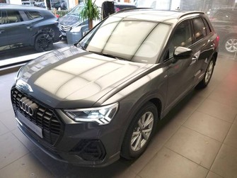 Photo Audi Q3 35 TFSI 150 ch S tronic 7 S line